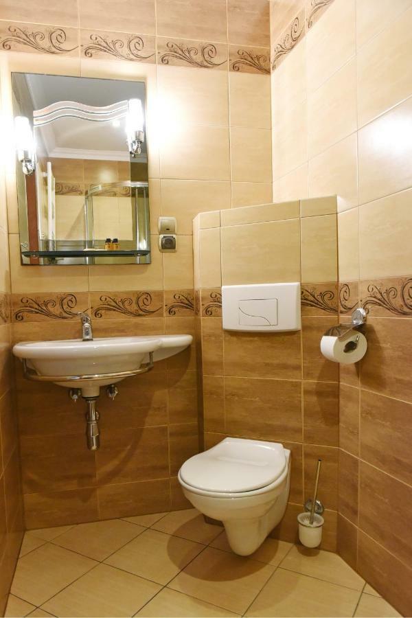 Apartament City, Clock Krosno Exterior photo